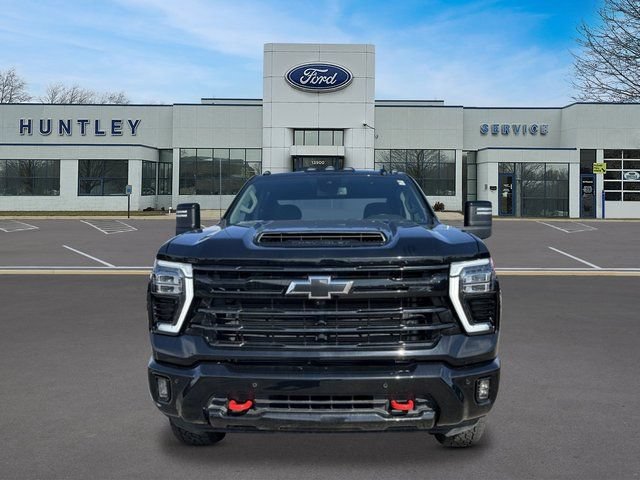 Used 2025 Chevrolet Silverado 2500 LTZ w/ Trail Boss Package AWD/4WD image 2