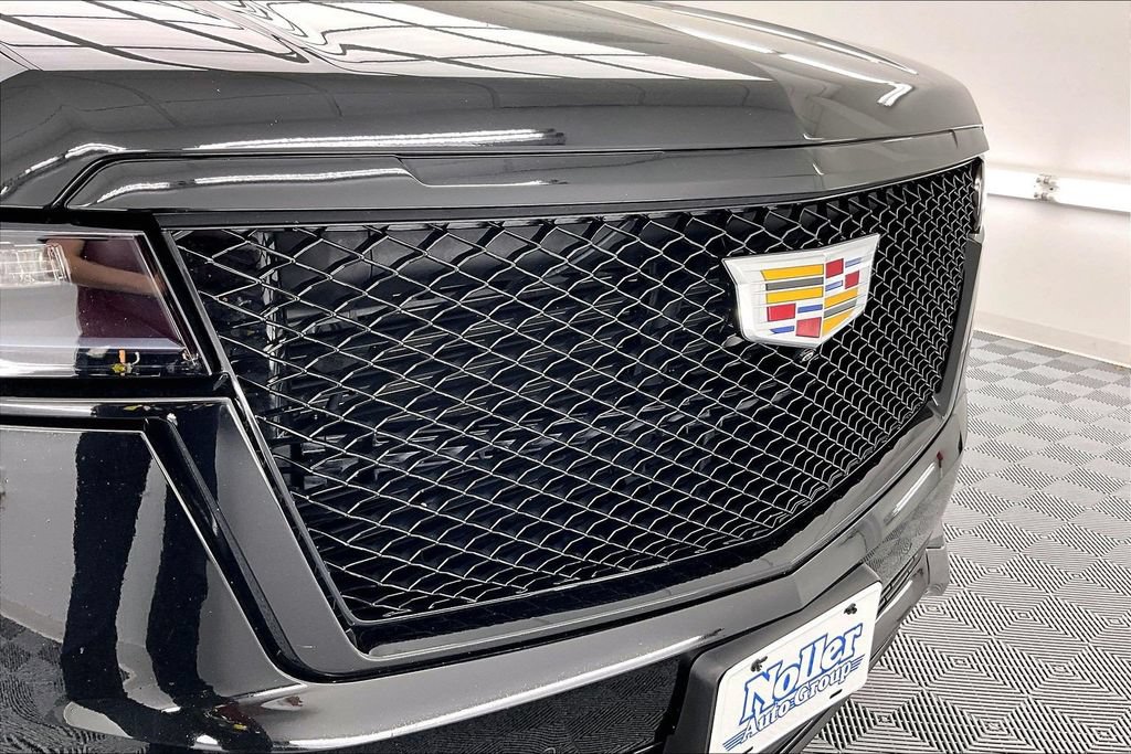 Used 2024 Cadillac Escalade Sport AWD/4WD image 29