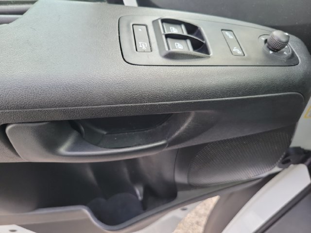 Used 2025 RAM ProMaster 2500 w/ Convenience Group FWD image 9