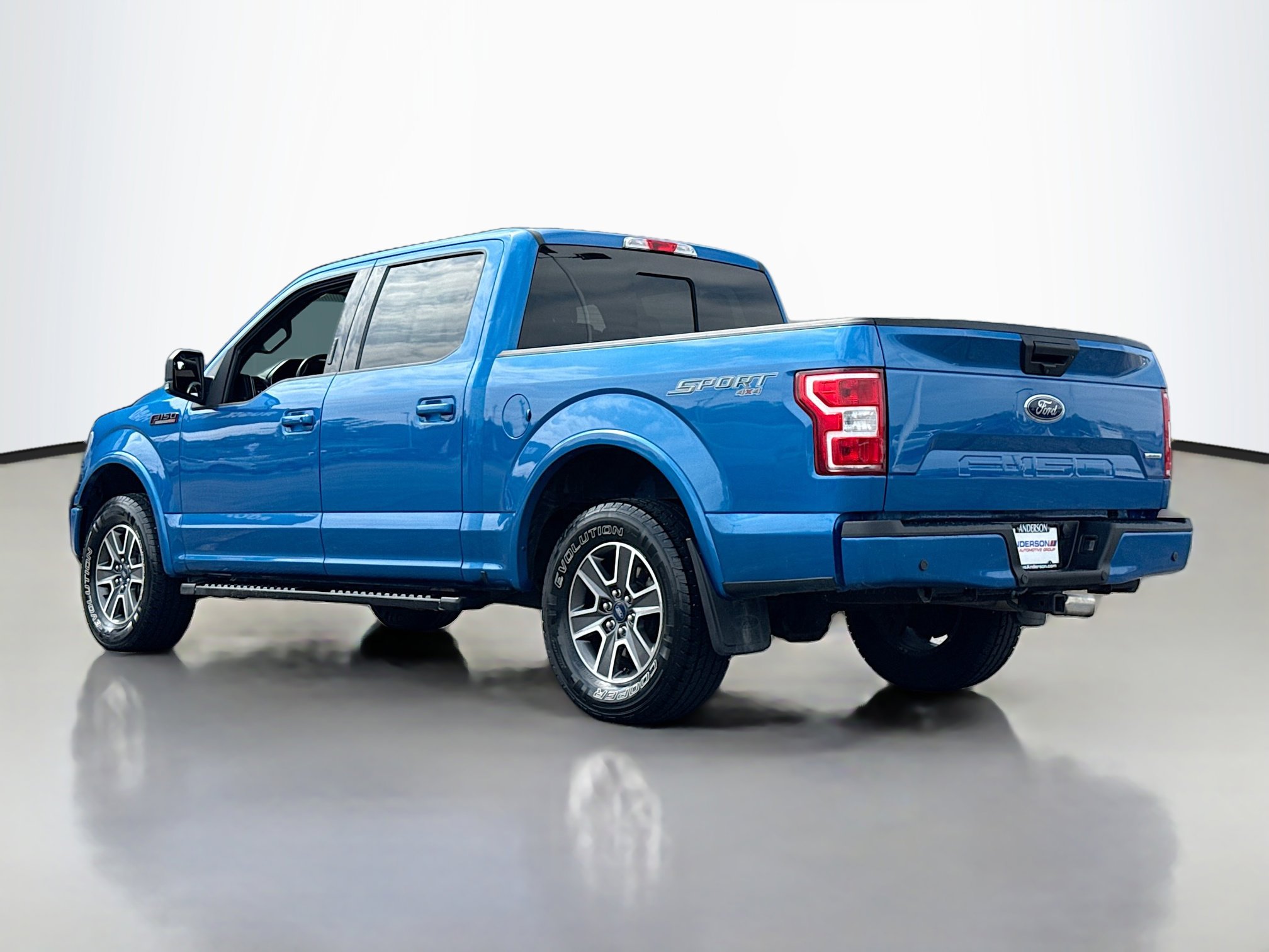 Certified 2019 Ford F150 XLT w/ Equipment Group 302A Luxury AWD/4WD image 16