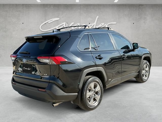 Used 2024 Toyota RAV4 LE AWD/4WD image 17