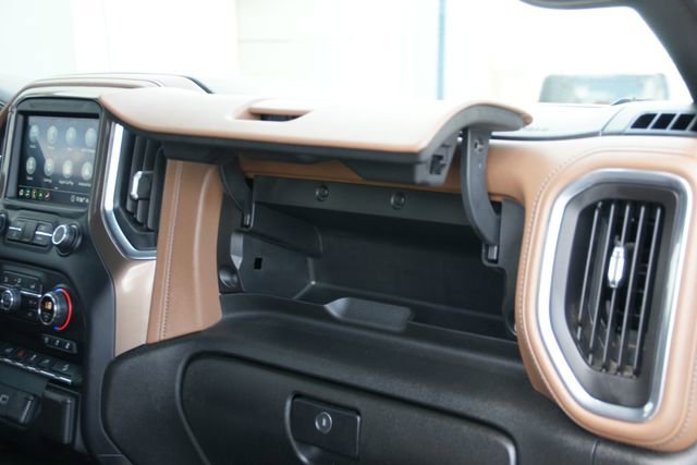 Used 2020 Chevrolet Silverado 2500 High Country w/ Safety Package II image 42