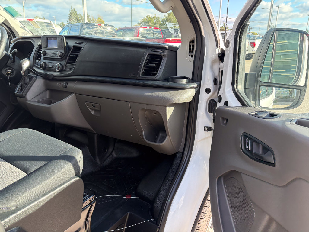 Certified 2025 Ford Transit 250 Low Roof w/ Exterior Upgrade Package RWD image 17
