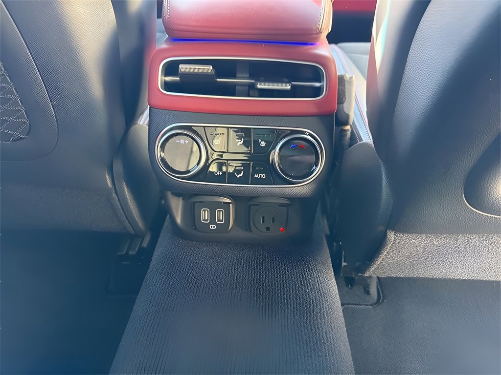 Used 2022 Genesis GV70 3.5T Sport w/ Sport Prestige Package image 12