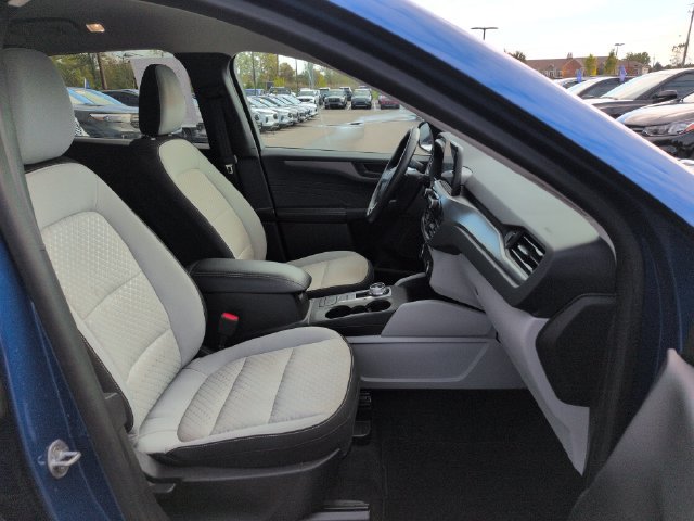 Certified 2023 Ford Escape Active AWD/4WD image 15