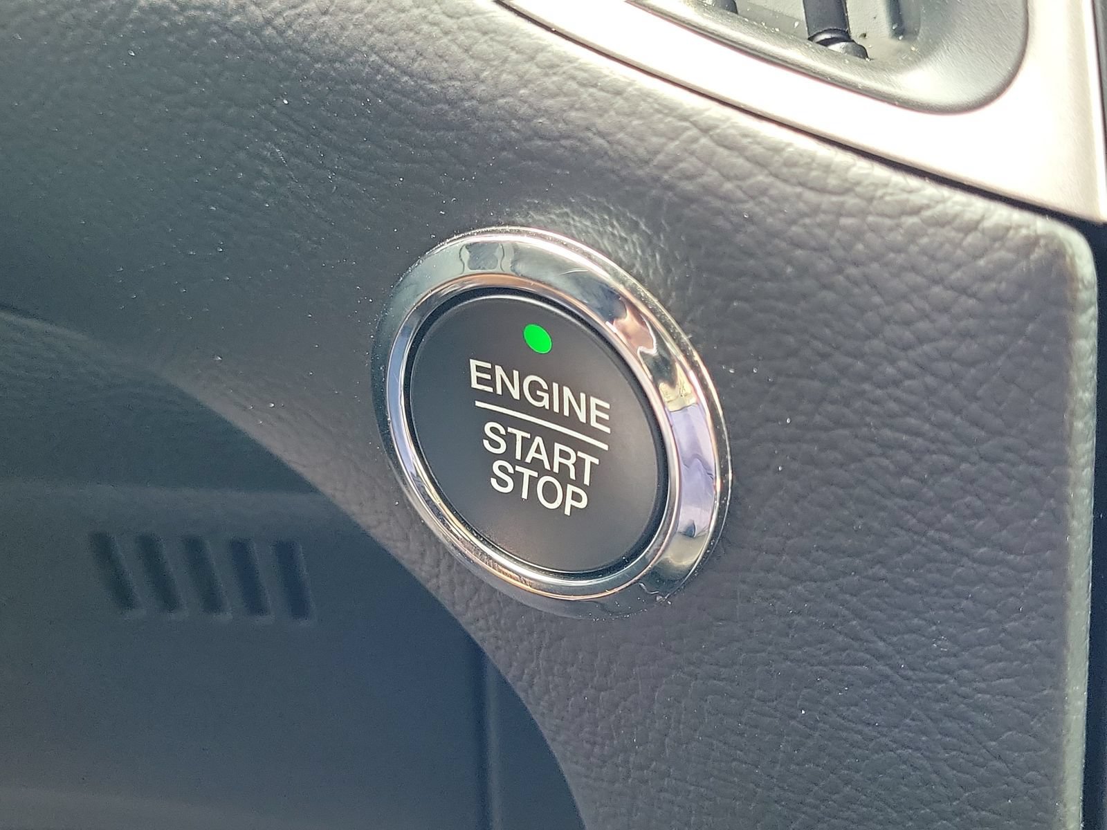 Certified 2024 Ford Edge SE AWD/4WD image 26
