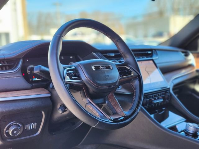 Used 2023 Jeep Grand Cherokee L Summit w/ Advanced Protech Group IV image 20
