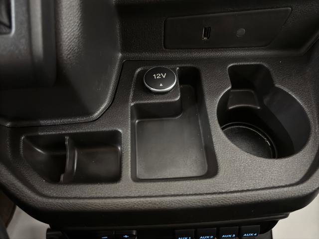 Certified 2017 Ford Transit 150 XLT RWD image 21