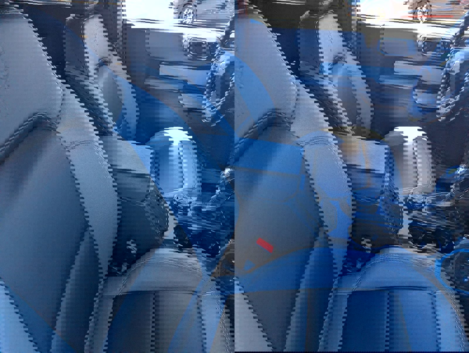 Certified 2023 Ford Bronco Black Diamond image 10