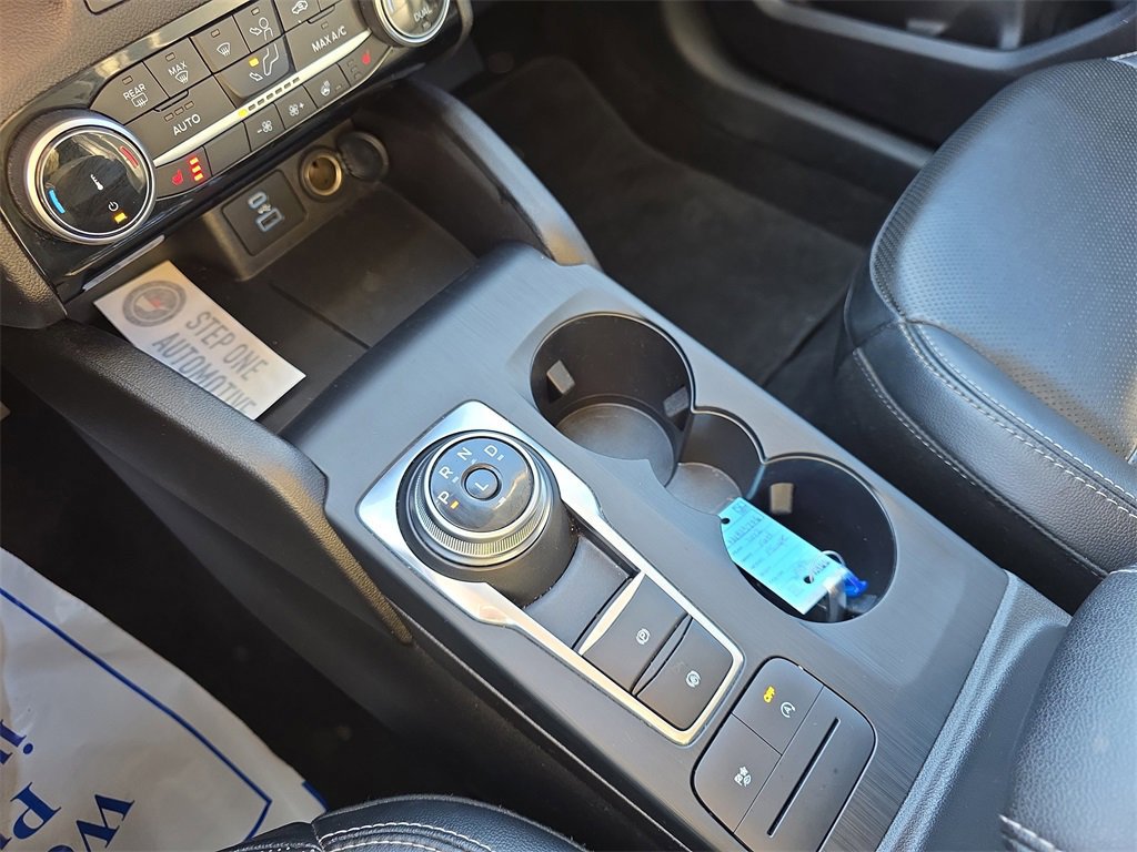 Certified 2022 Ford Escape SEL image 29
