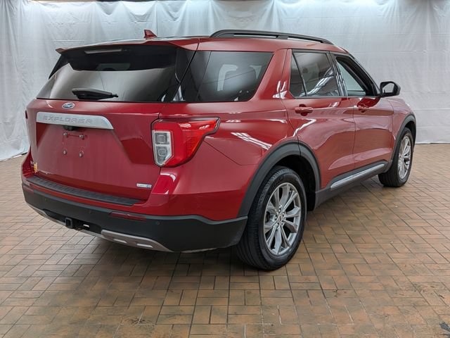Certified 2020 Ford Explorer XLT w/ Equipment Group 202A AWD/4WD image 7