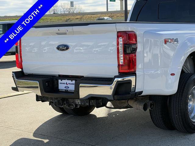 Certified 2024 Ford F350 Lariat w/ FX4 Off-Road Package image 9