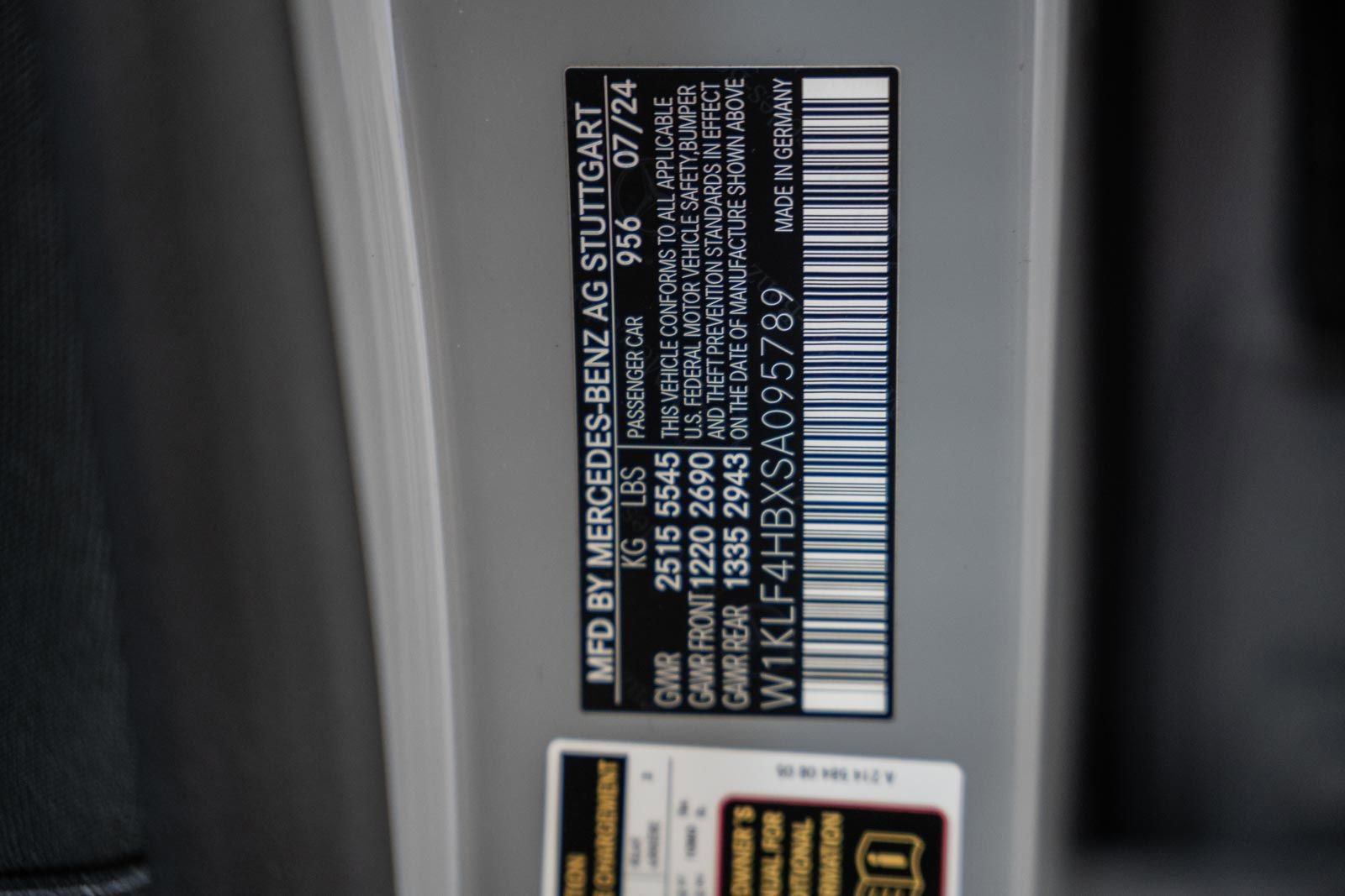 Used 2025 Mercedes-Benz E 350 4MATIC Sedan image 47