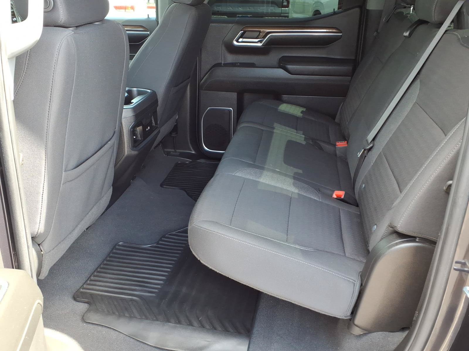 Used 2024 Chevrolet Silverado 1500 RST w/ LPO, Dark Essentials Package AWD/4WD image 18