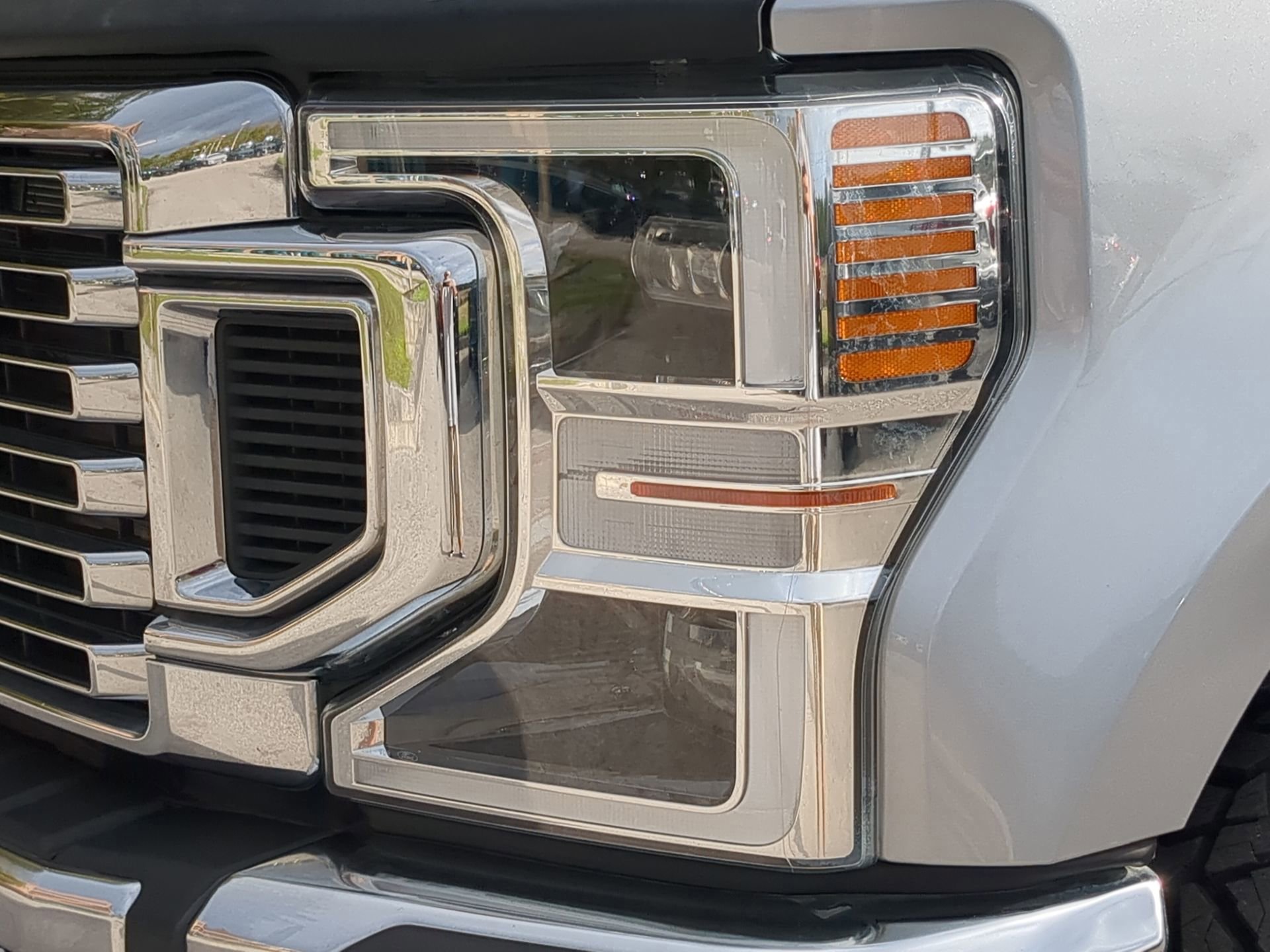 Certified 2022 Ford F350 Lariat w/ Lariat Ultimate Package image 36