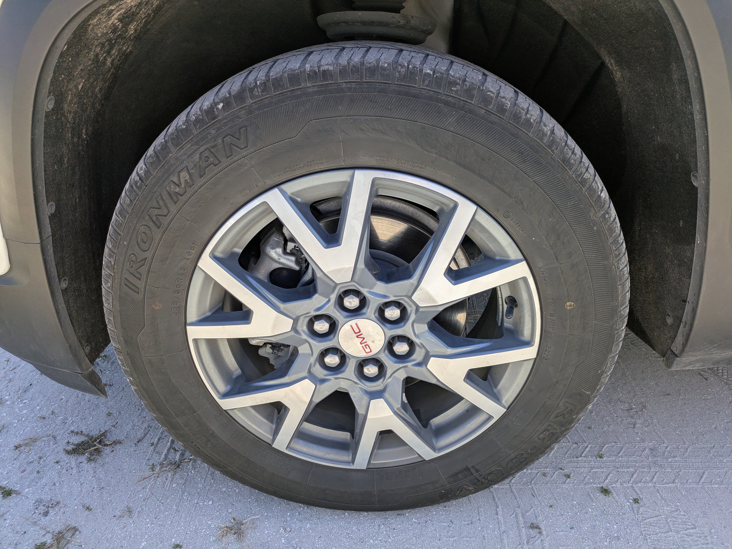 Used 2023 GMC Acadia SLT FWD image 11