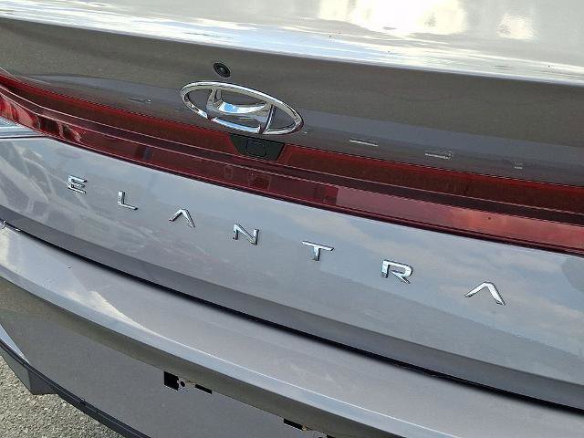Used 2023 Hyundai Elantra SEL w/ Convenience Package FWD image 31