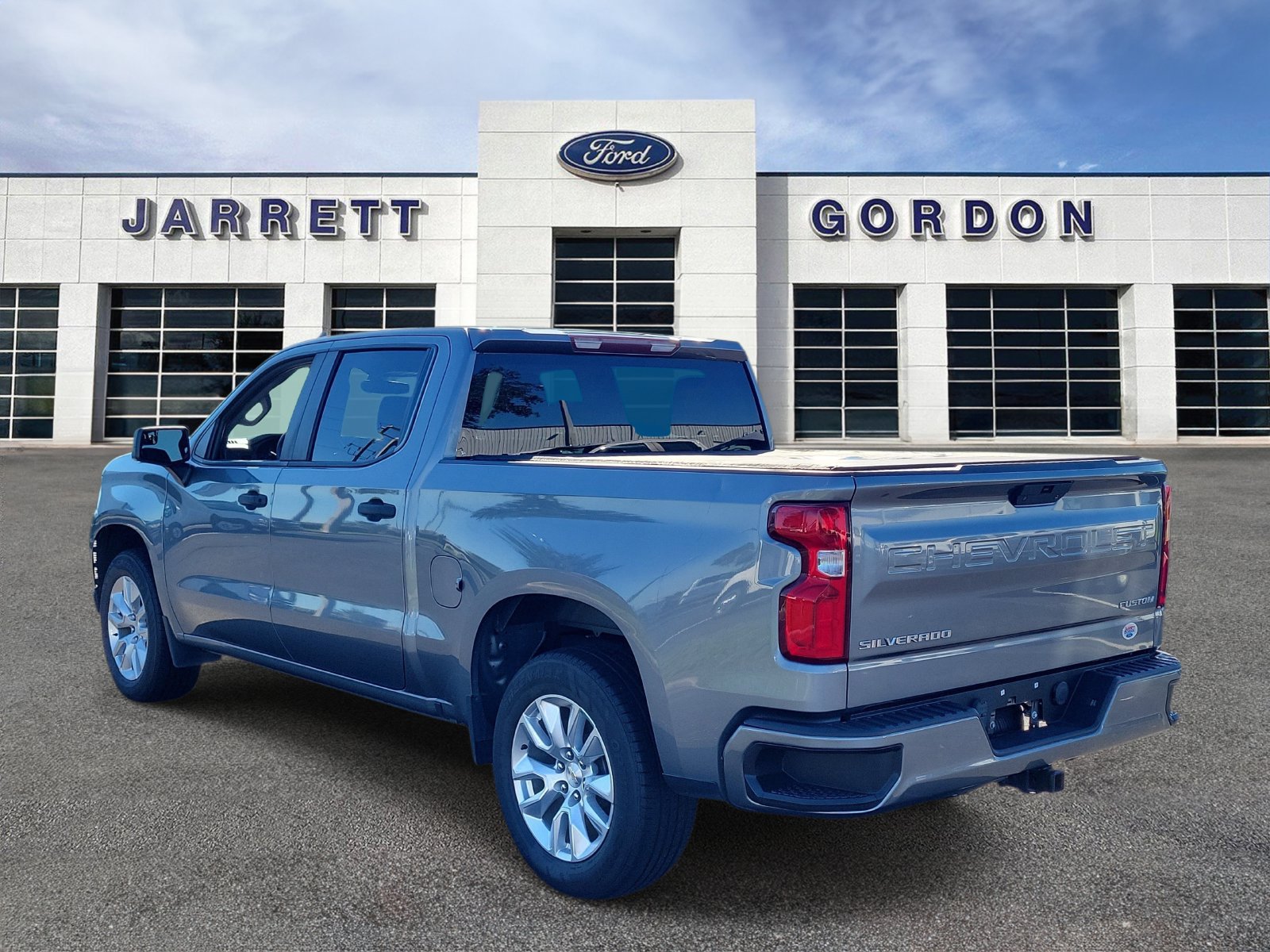 Used 2022 Chevrolet Silverado 1500 Custom RWD image 3
