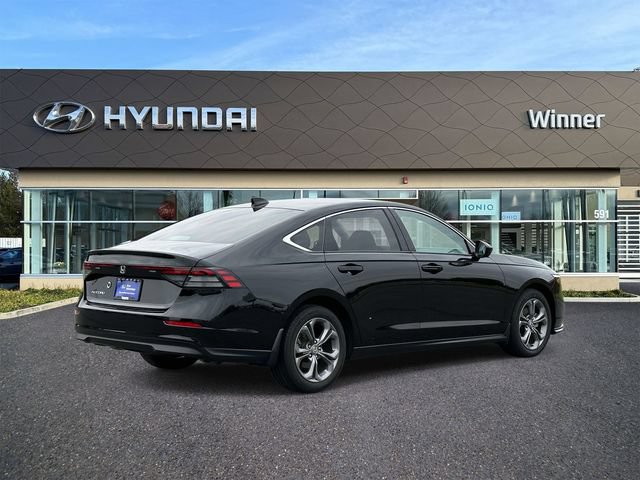 Used 2024 Honda Accord EX image 4