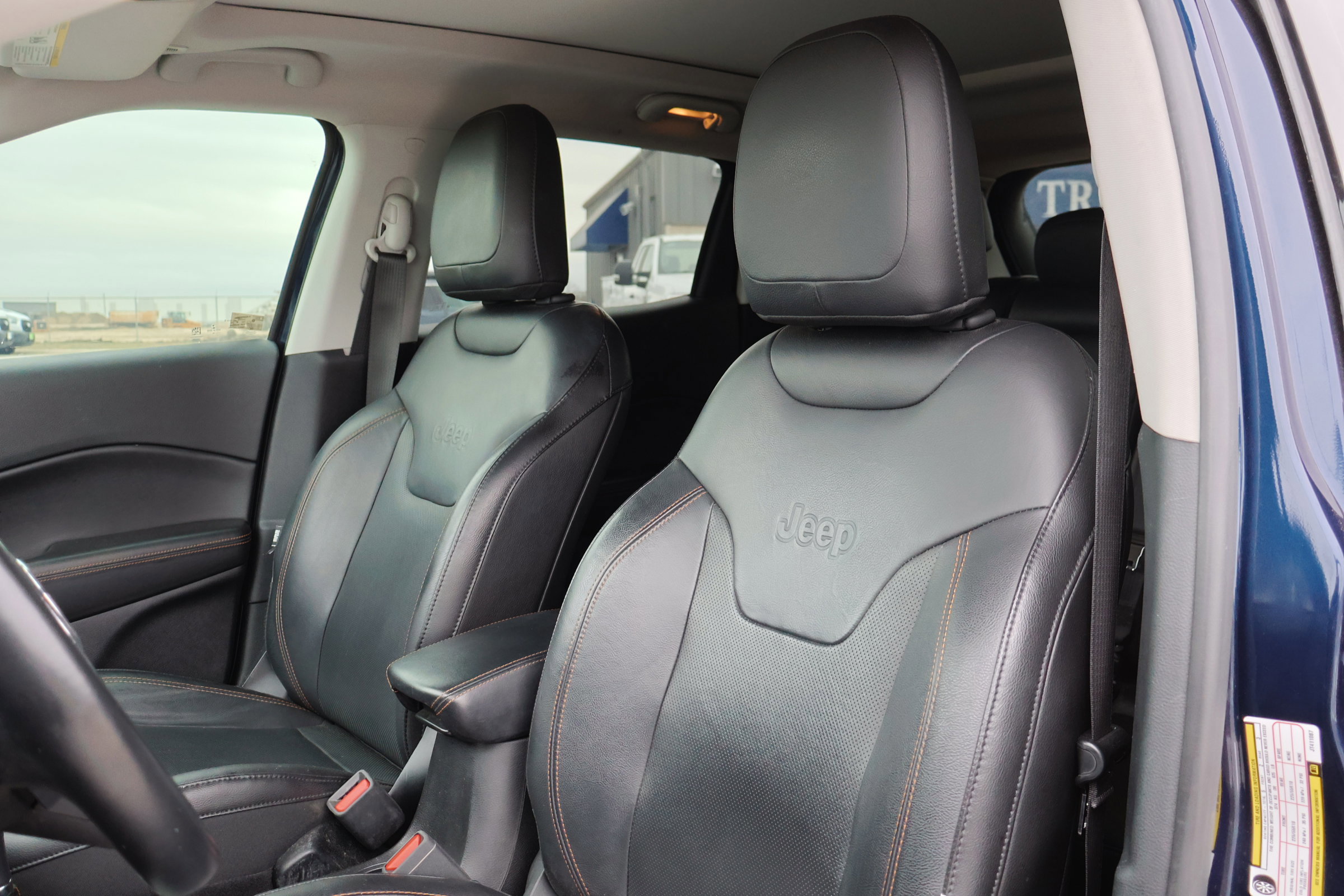 Used 2018 Jeep Compass Limited w/ Navigation Group image 16