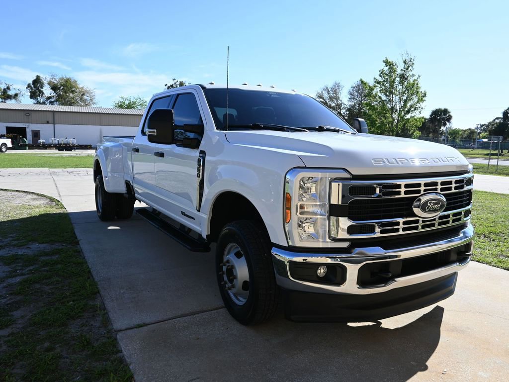 Certified 2024 Ford F350 XLT AWD/4WD image 23