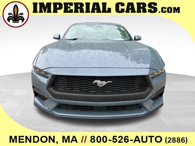 Certified 2025 Ford Mustang Coupe RWD image 4