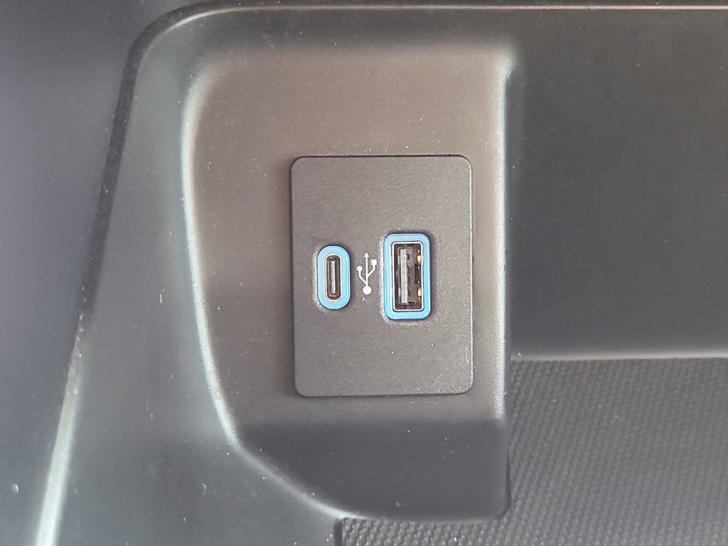 Certified 2023 Ford F150 Lightning XLT image 26