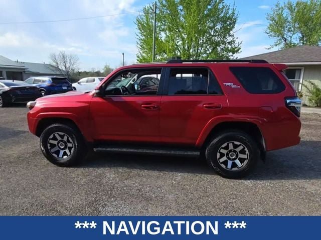 Used 2024 Toyota 4Runner TRD Off-Road Premium AWD/4WD image 5