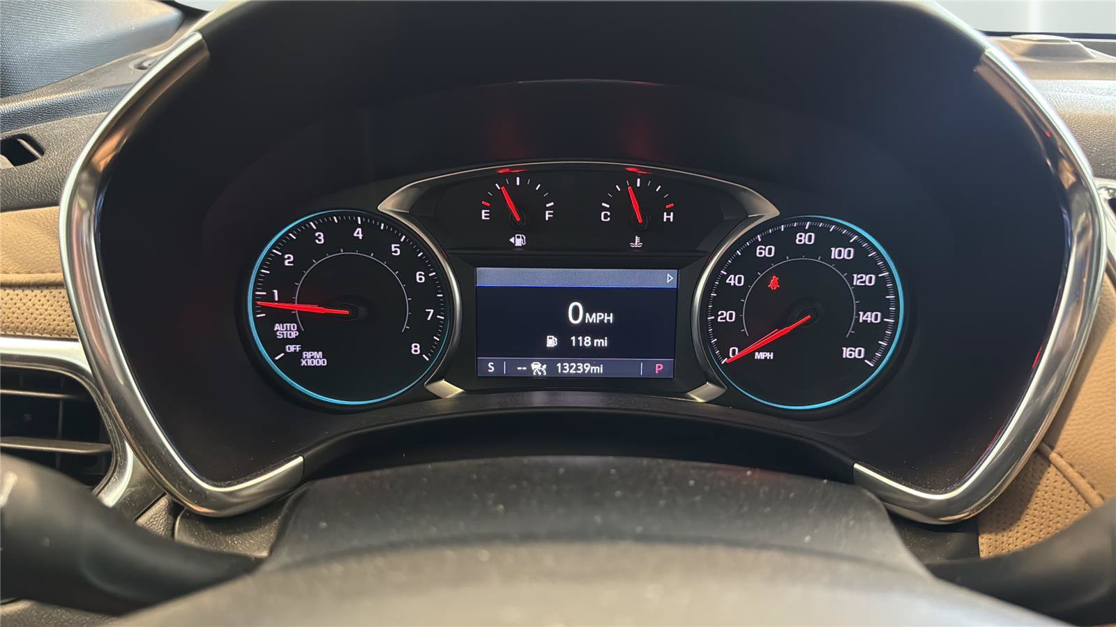 Used 2023 Chevrolet Equinox Premier AWD/4WD image 14