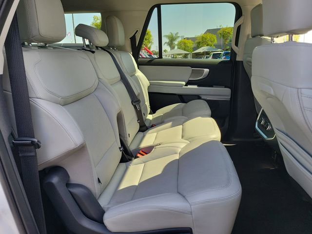 Certified 2025 Ford Expedition Max Platinum AWD/4WD image 24