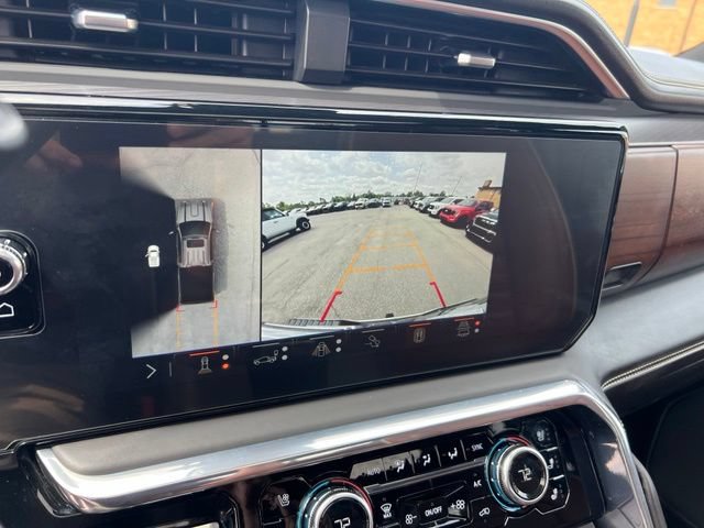 Used 2024 GMC Sierra 3500 Denali Ultimate AWD/4WD image 15