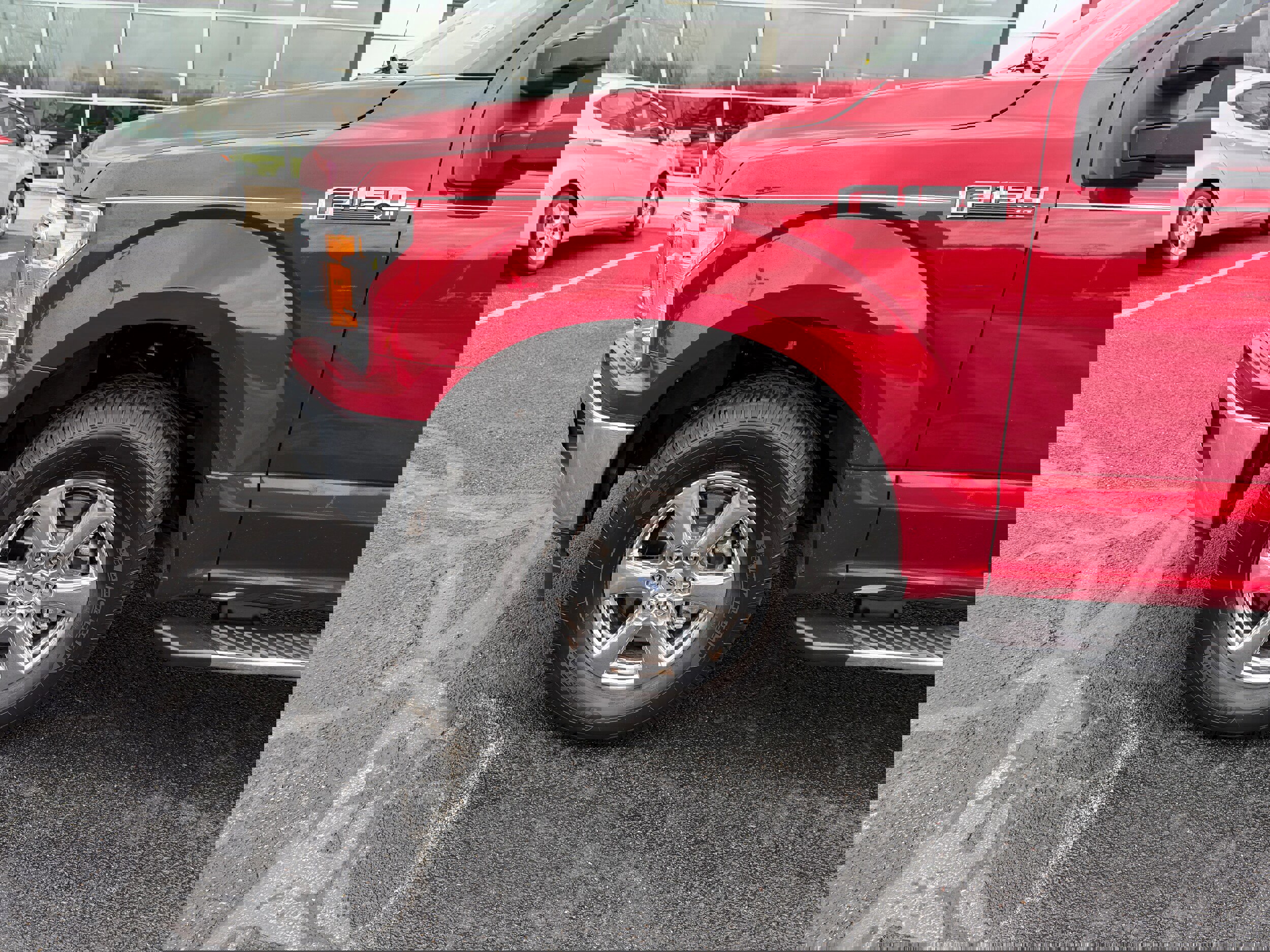 Certified 2019 Ford F150 XLT w/ Equipment Group 302A Luxury image 11