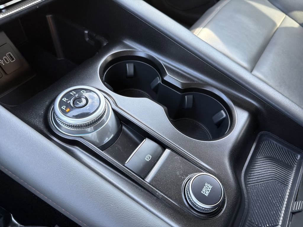 Certified 2025 Ford Explorer Active w/ Active Comfort Package image 27