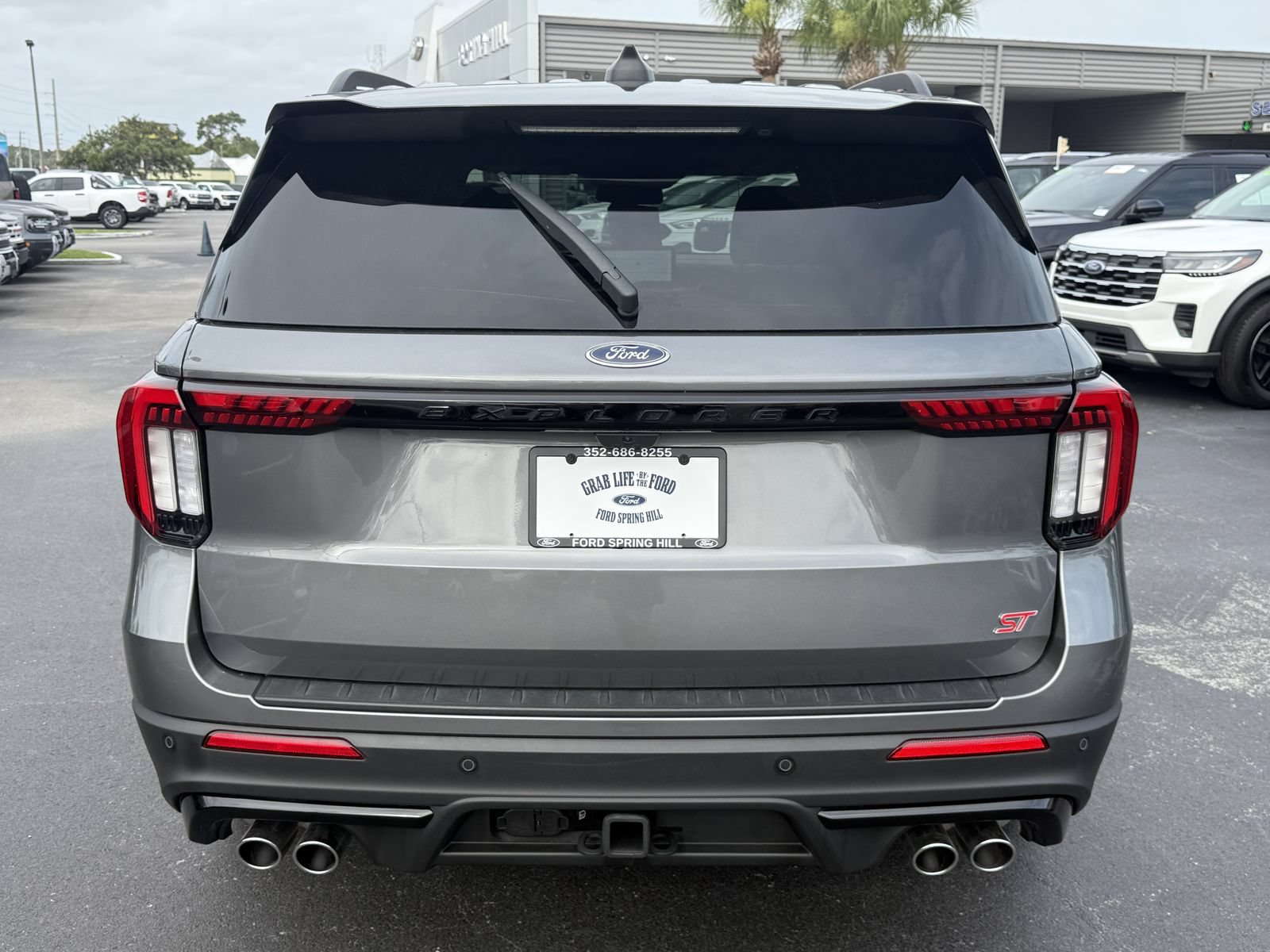 Certified 2025 Ford Explorer ST AWD/4WD image 6