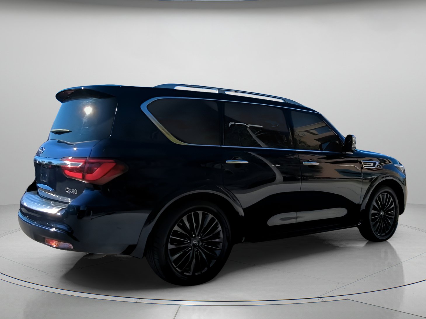 Used 2022 INFINITI QX80 Sensory w/ Cargo Package image 28