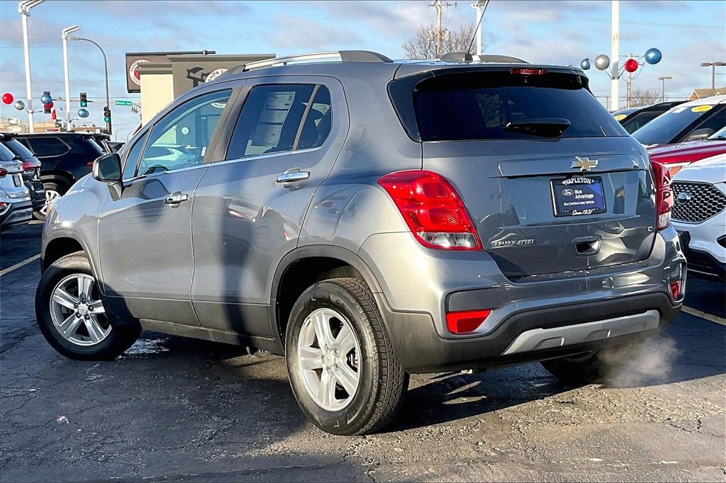 Used 2019 Chevrolet Trax LT w/ LT Convenience Package image 9