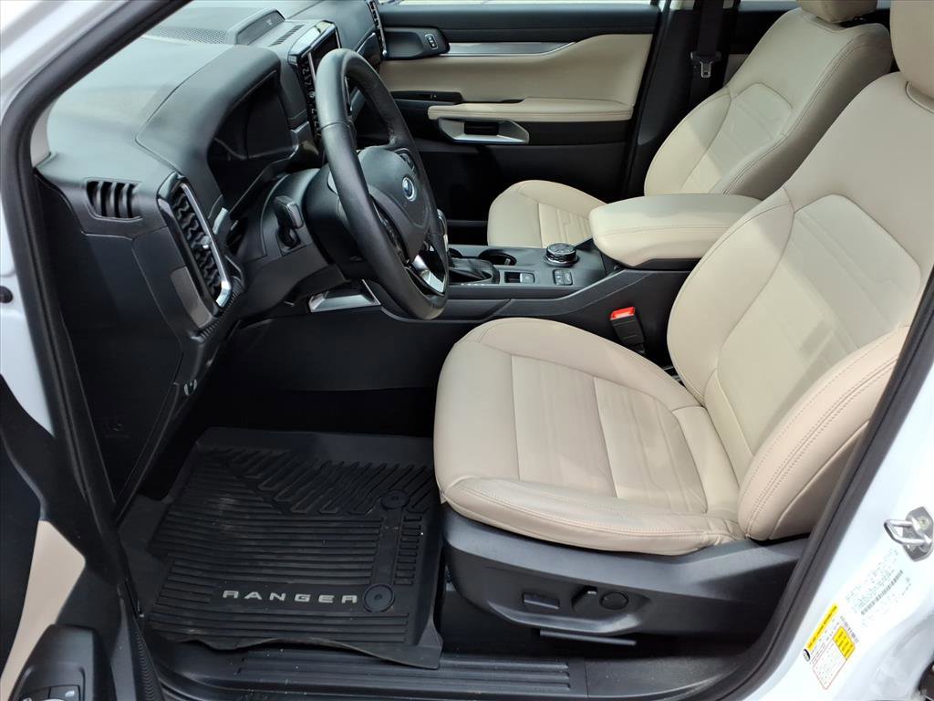Certified 2025 Ford Ranger Lariat w/ FX4 Off-Road Package image 6