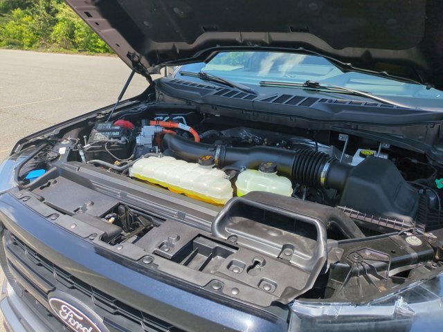 Certified 2025 Ford F150 Lariat w/ Equipment Group 502A High AWD/4WD image 37