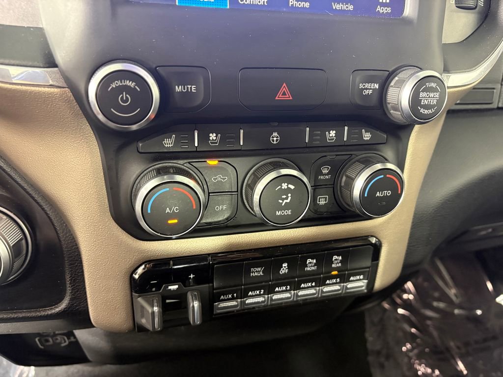 Used 2022 RAM 2500 Laramie AWD/4WD image 19