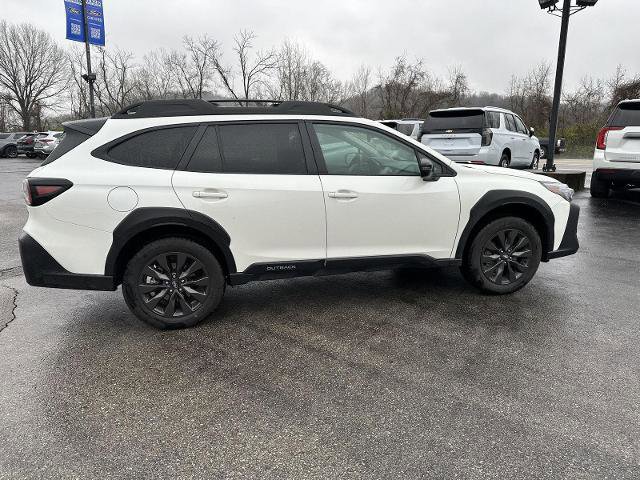 Used 2025 Subaru Outback Onyx Edition image 2