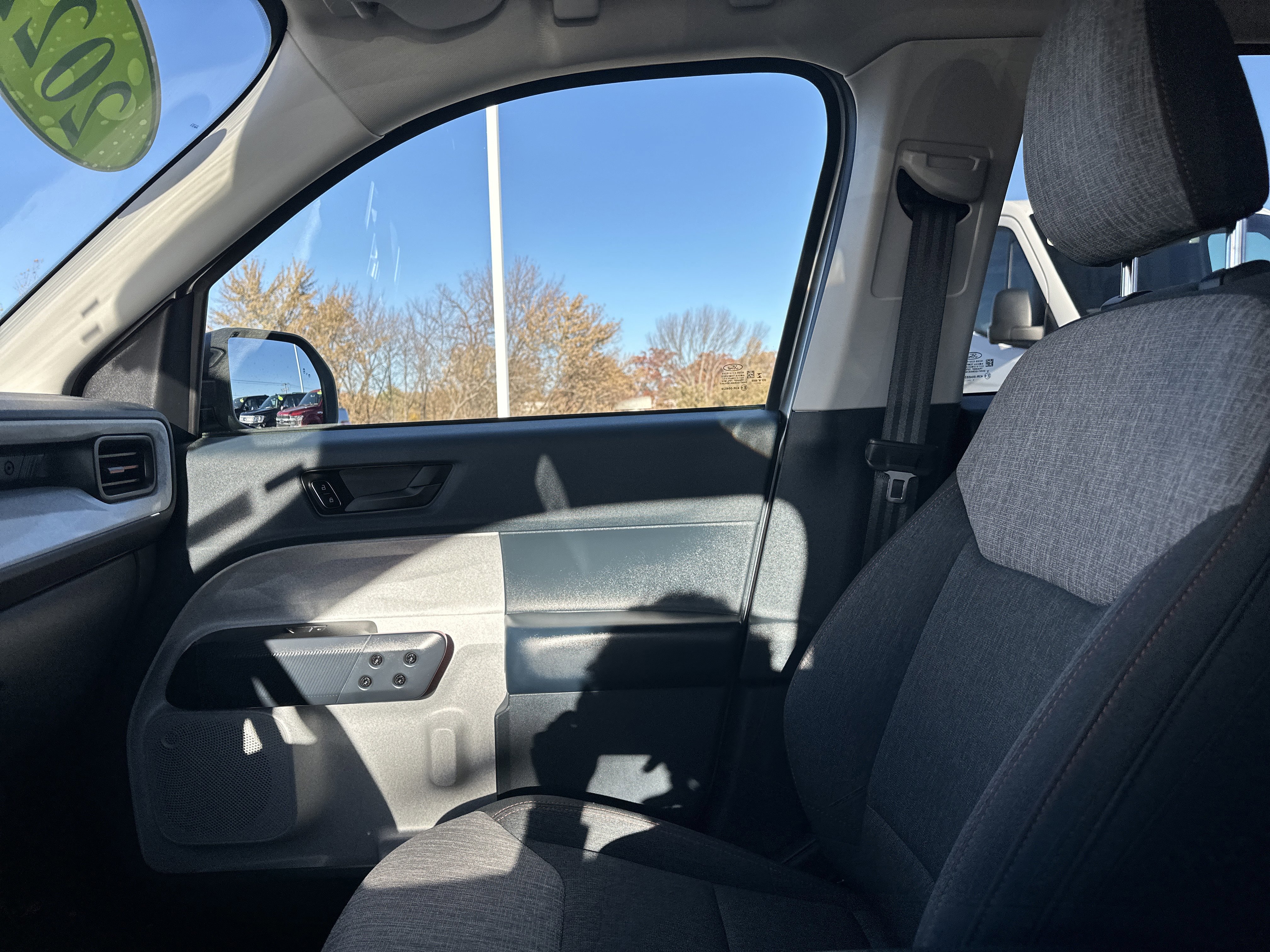 Certified 2022 Ford Maverick XLT w/ Equipment Group 300A Standard image 22