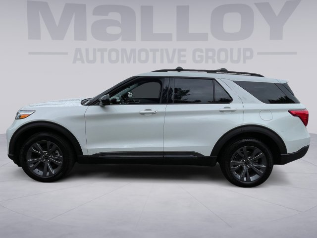 Certified 2023 Ford Explorer XLT w/ Equipment Group 202A AWD/4WD image 2