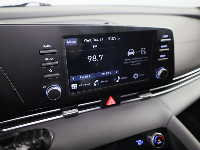 Used 2025 Hyundai Elantra Sport FWD image 19