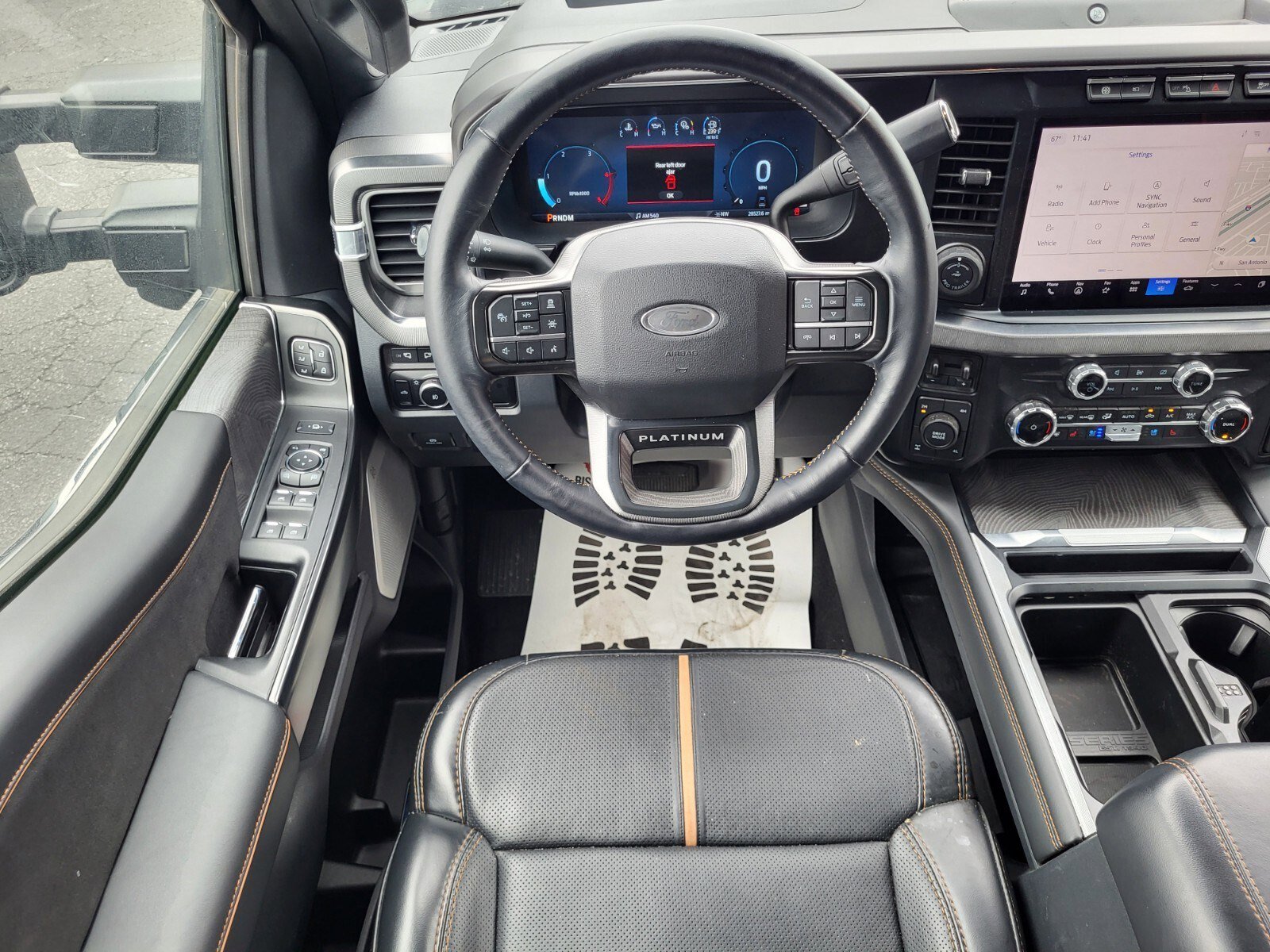 Certified 2024 Ford F250 Platinum AWD/4WD image 15