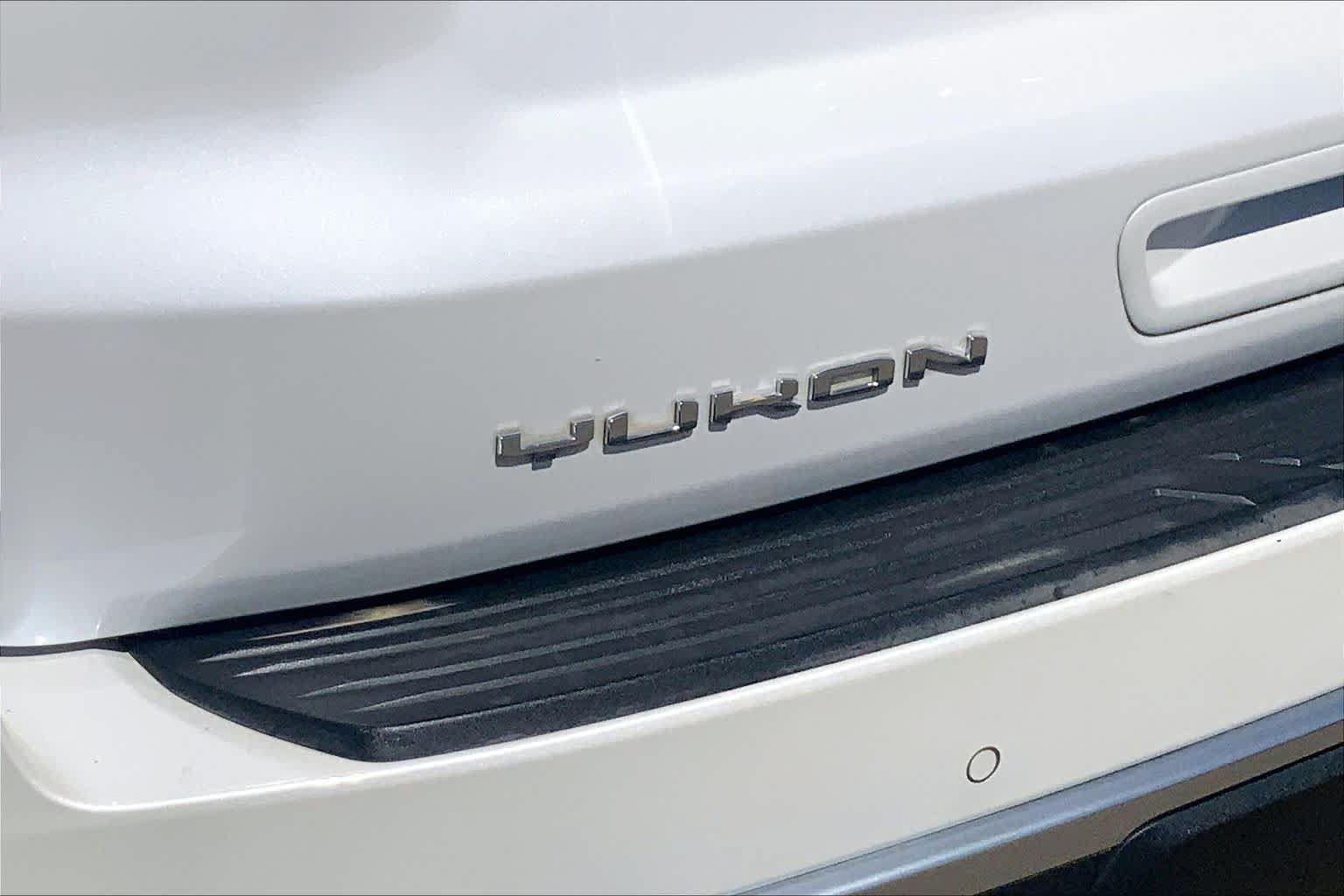 Used 2023 GMC Yukon Denali AWD/4WD image 10