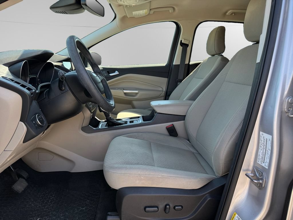 Certified 2019 Ford Escape SE FWD image 9