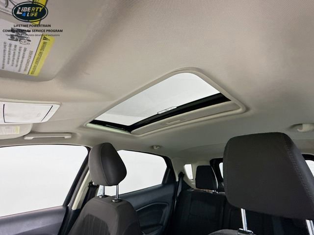 Certified 2020 Ford EcoSport SE image 21