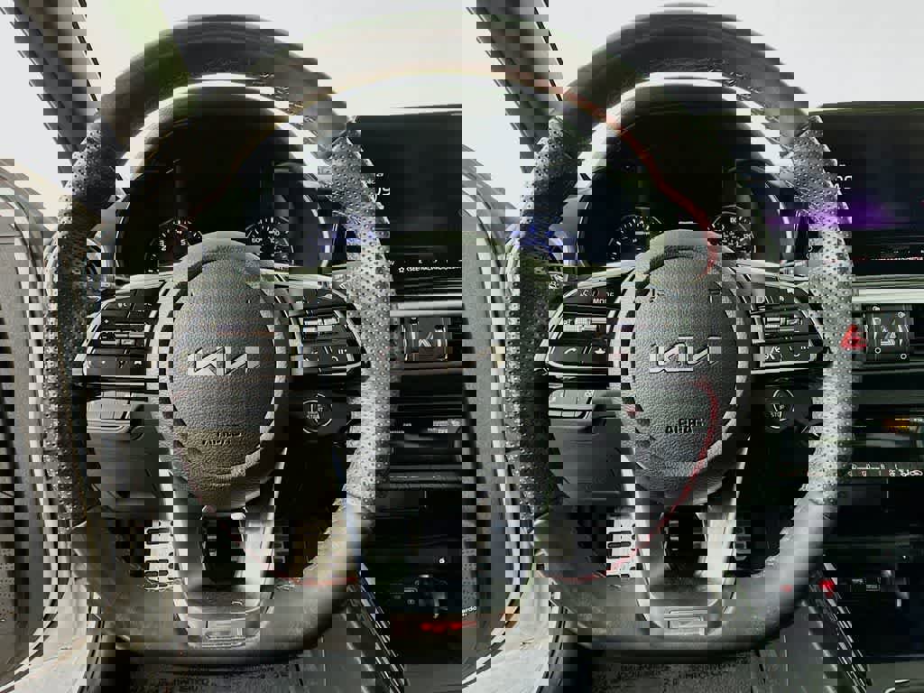 Used 2023 Kia Forte GT image 19