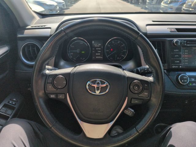 Used 2018 Toyota RAV4 XLE AWD/4WD image 33