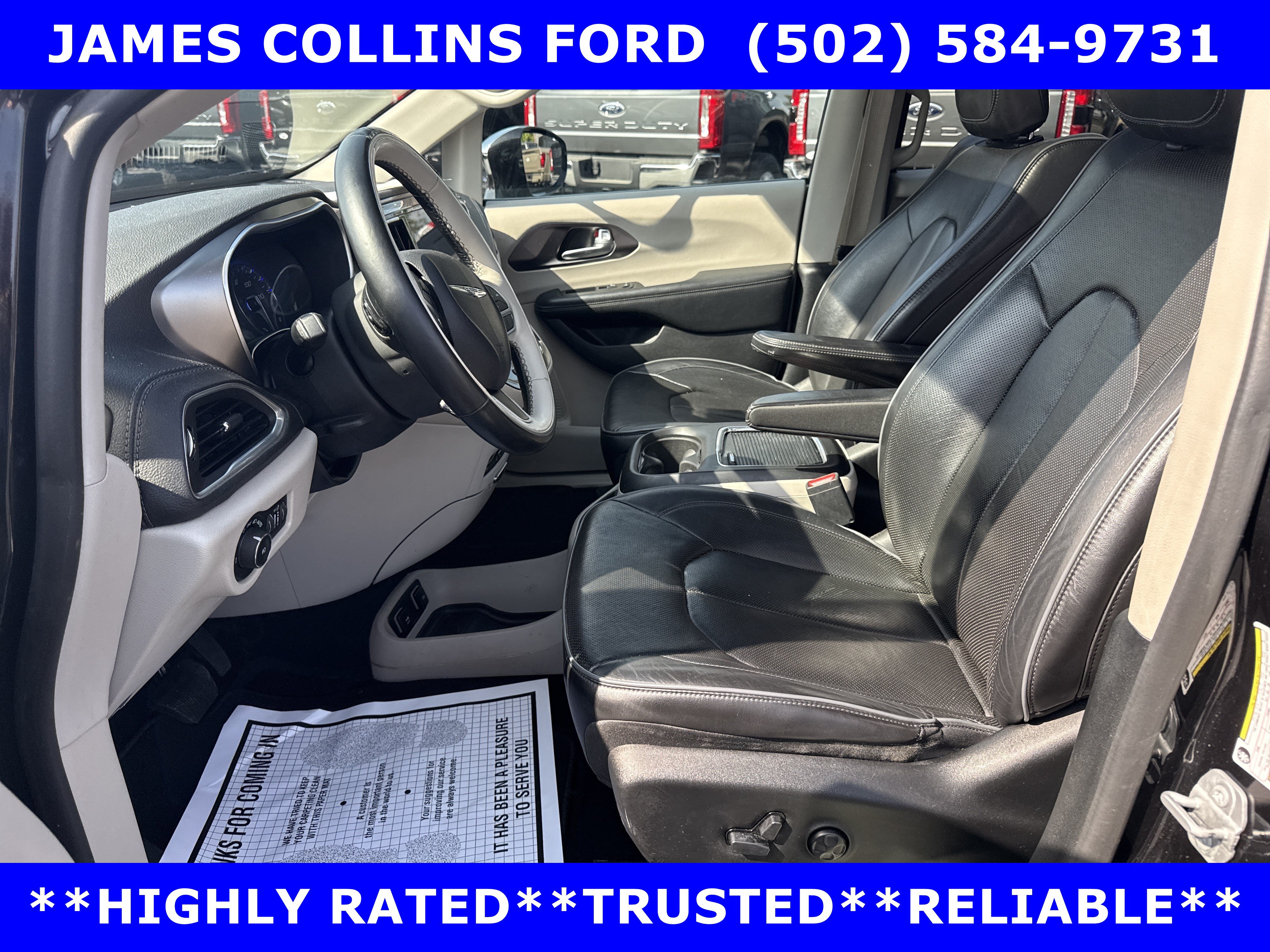 Used 2018 Chrysler Pacifica Limited FWD image 12